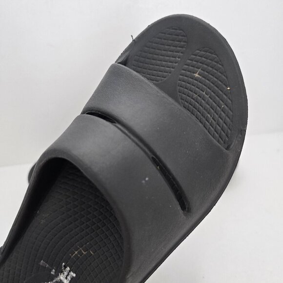 OOFOS | OOah Recovery black sporty athleisure slides sandals | WMS 9 - Picture 3 of 9
